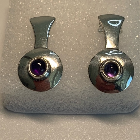 Silpada - Shube Vintage Petite Rare Sterling Silver & Amethyst Post Earrings - Picture 9 of 16